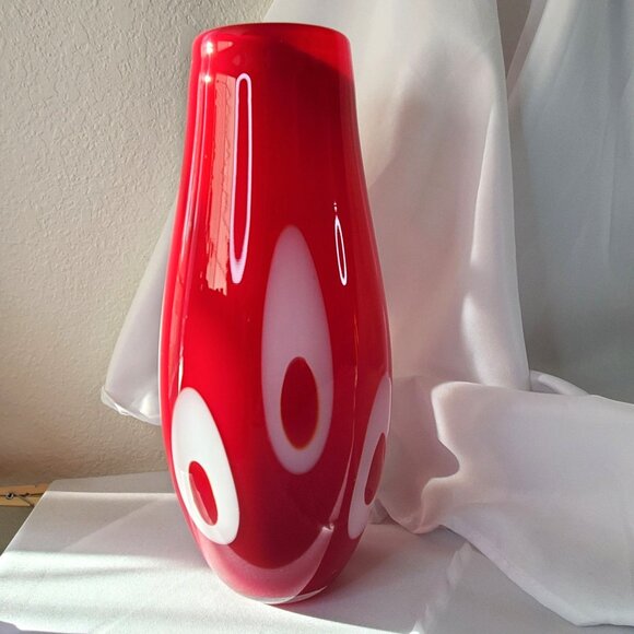 Cosmo Vase Red & White Blown Art Glass Murano Style Pop Art MCM Oblong 11" Tall - Picture 12 of 13